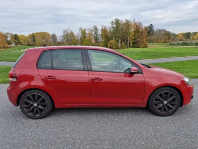 Volkswagen Golf 5-dörrar 2.0 TDI DPF DSG Sekventiell – Begagnade bilar Göteborg