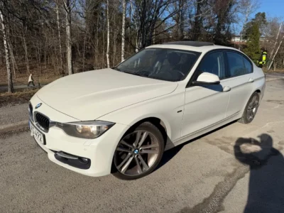 BMW 328i xDrive Sedan Steptronic – Begagnade bilar Stockholm
