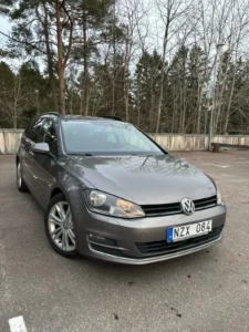 Volkswagen Golf VII Sportscombi 2.0 TDI 4Motion D-Värmare Drag – Begagnade bilar Angered