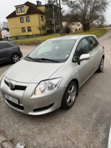 Toyota Auris 5-dörrar 1.6 Dual VVT-i Manuell – Begagnade bilar Tranemo